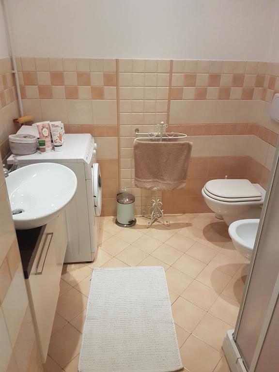La Casa Di Pepe Lägenhet Pietra Ligure Exteriör bild