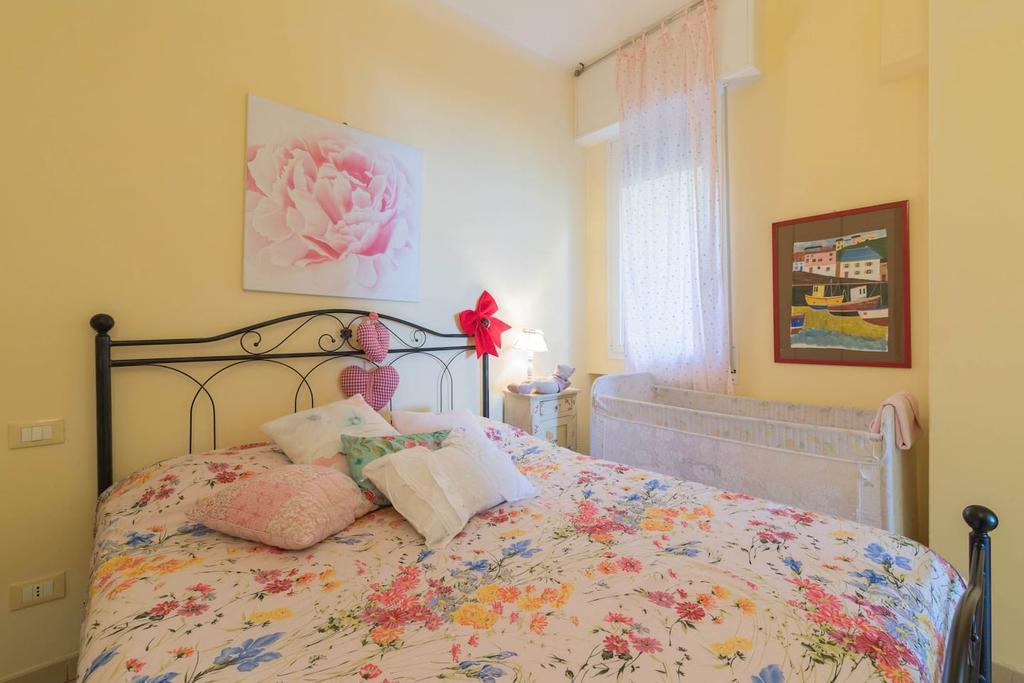 La Casa Di Pepe Lägenhet Pietra Ligure Exteriör bild